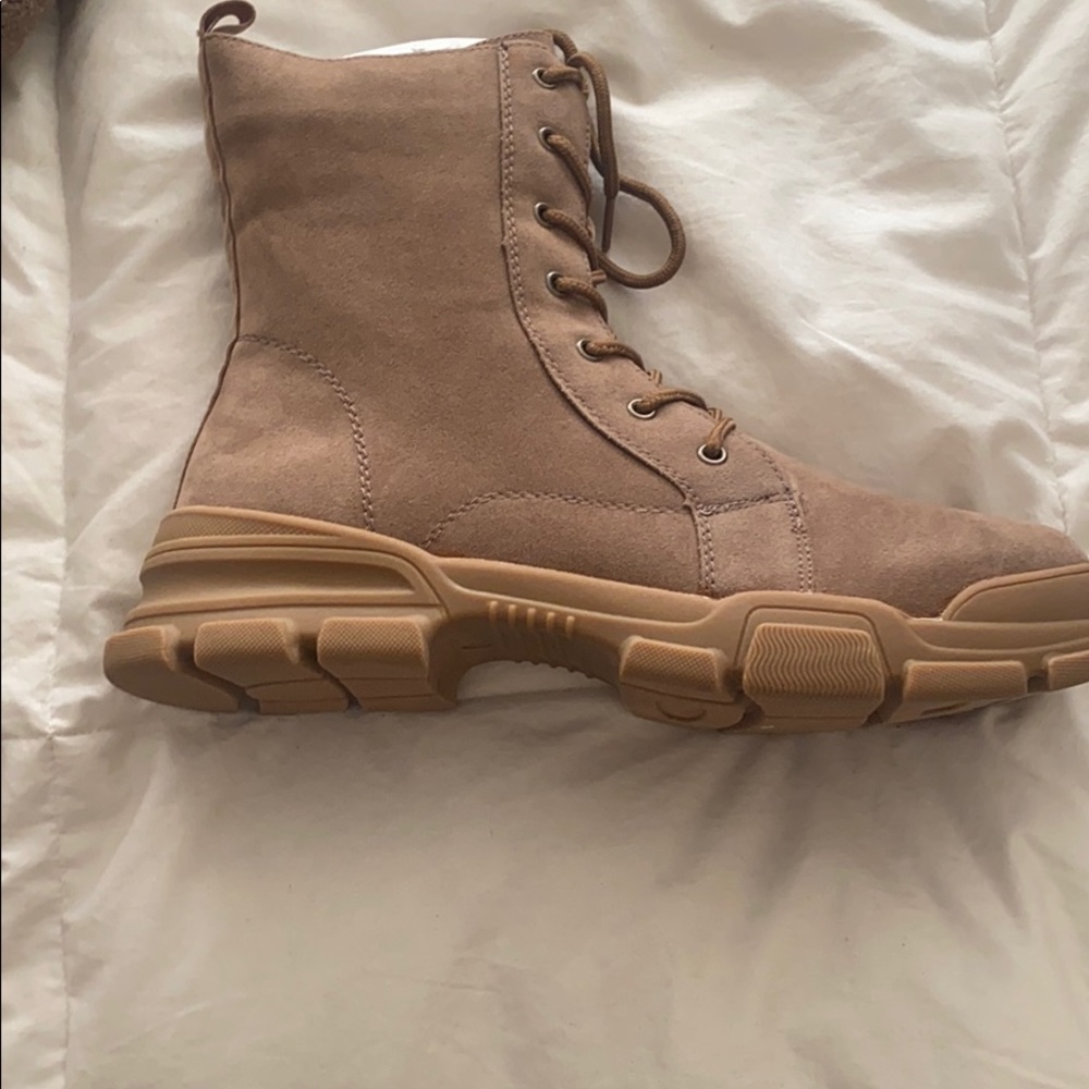 Ancle boots